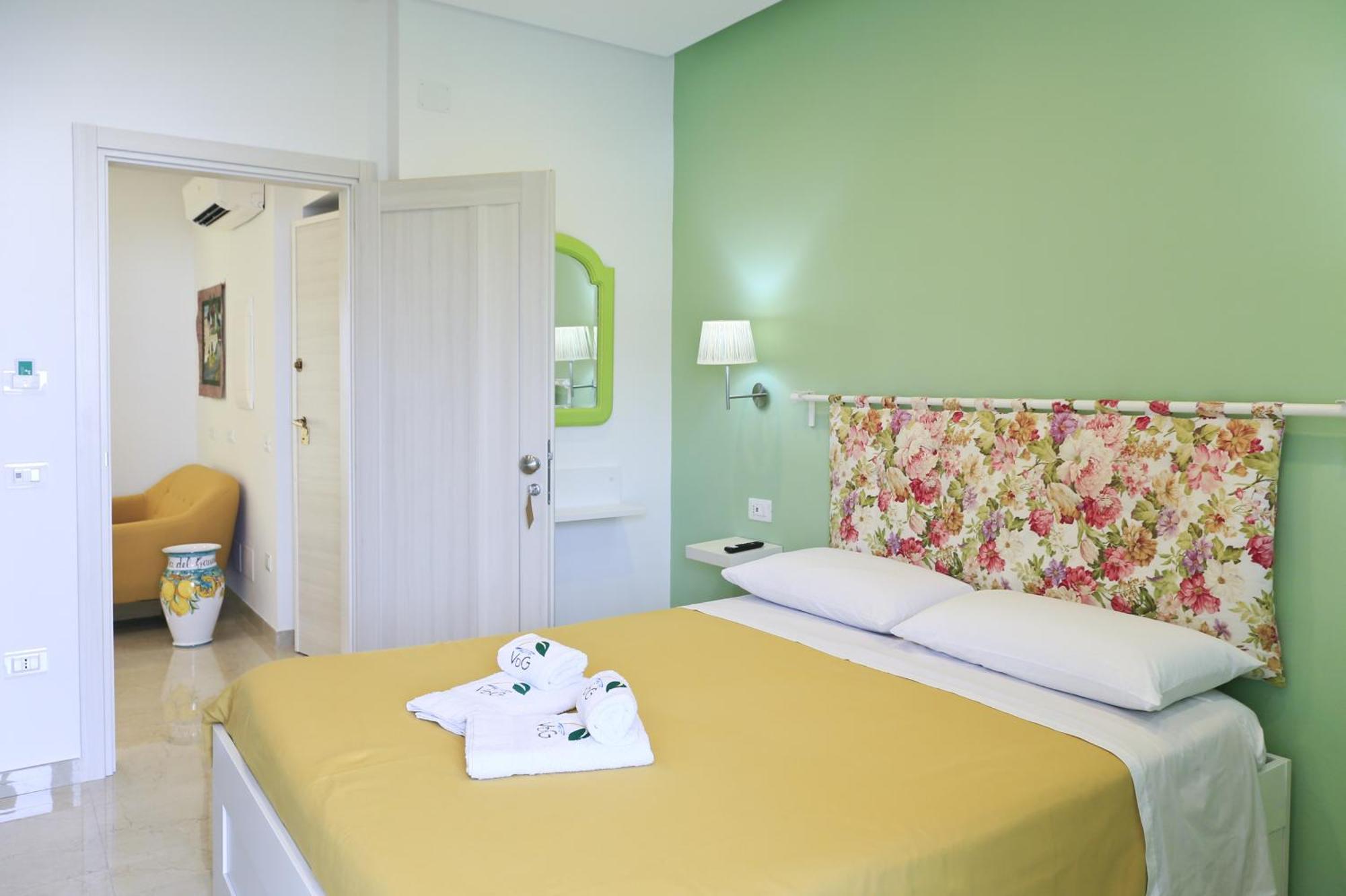 Villa Del Gaudio Rooms & Apartments Castellammare di Stabia Dış mekan fotoğraf
